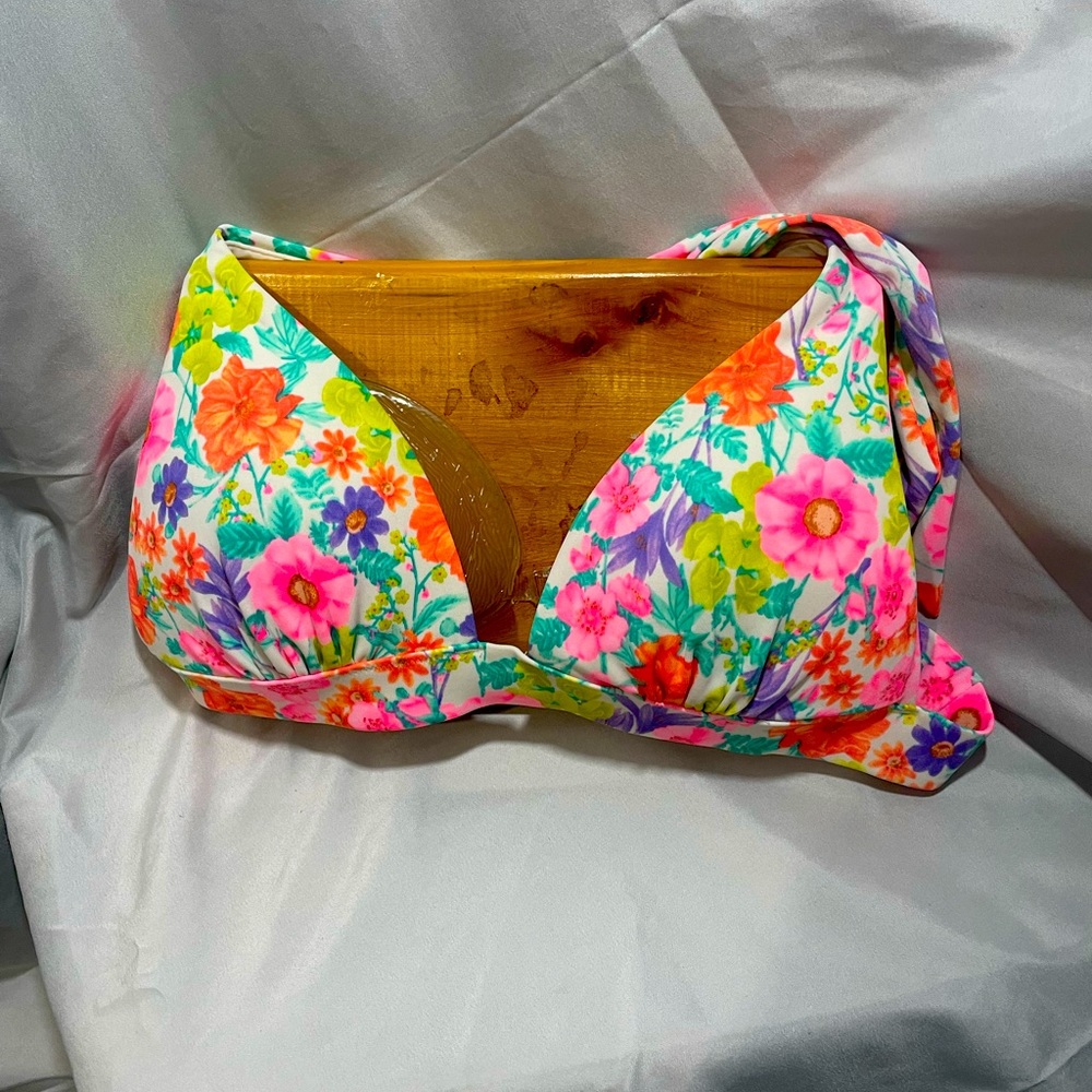 Victoria Secret bikini top